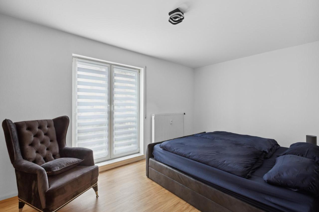 Eindrucksvolle Zwei-Zimmer-Wohnung Mit Balkon Und Grosser Kueche Лайпциг Екстериор снимка